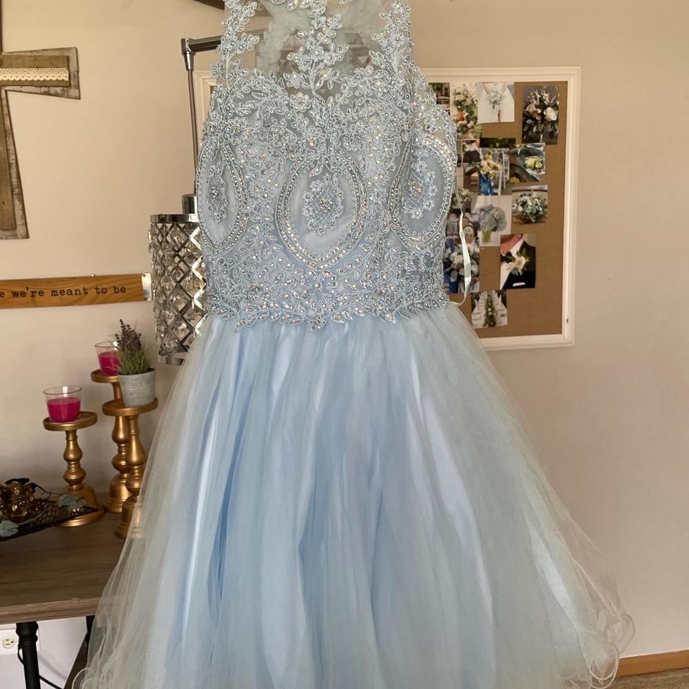 blue sparkly dress!!